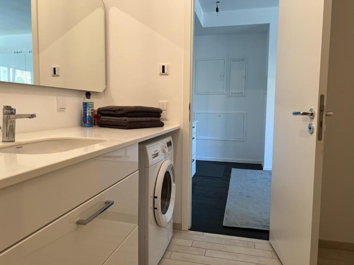 ברלין Luxury Waterfront Apartment מראה חיצוני תמונה