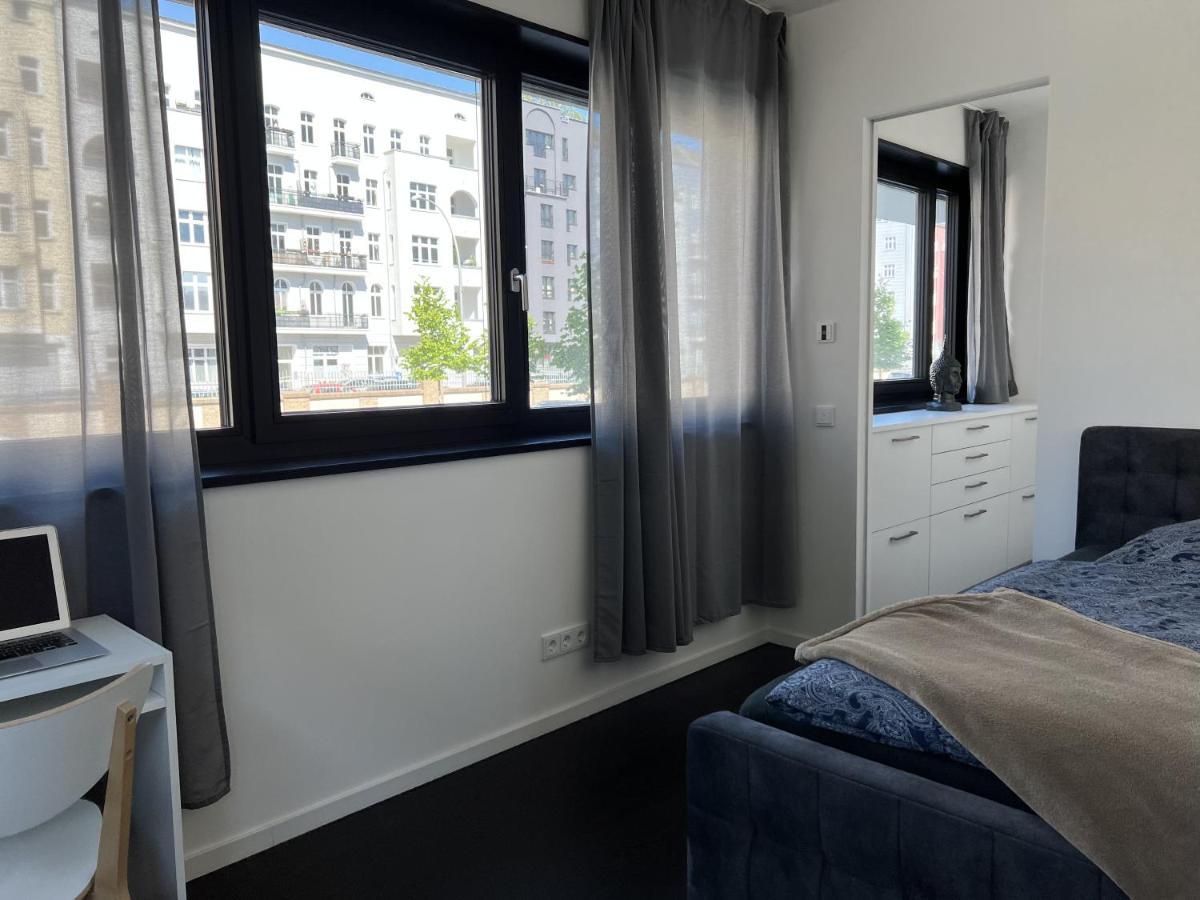 ברלין Luxury Waterfront Apartment מראה חיצוני תמונה